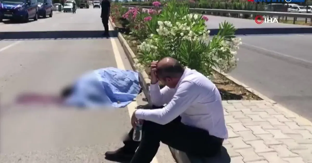 antalya da feci kaza olay yerinde can