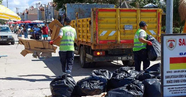 Marmaraereğlisi'nde tatilcilerden geriye 450 ton çöp kaldı