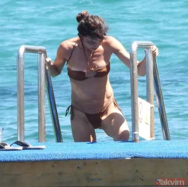 MasterChef Danilo Zanna'nın eski eşi Tuğçe Demirbilek'ten olay kareler! Bikinisiyle poz verdi sosyal medya yıkıldı: "Şefime selam olsun" - 21