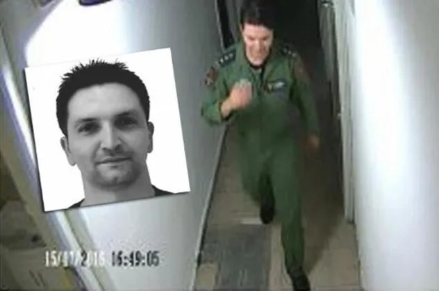 FETÖ’cü eski pilot Selahattin Yorulmaz'dan darbeci Akın Öztürk’e övgü