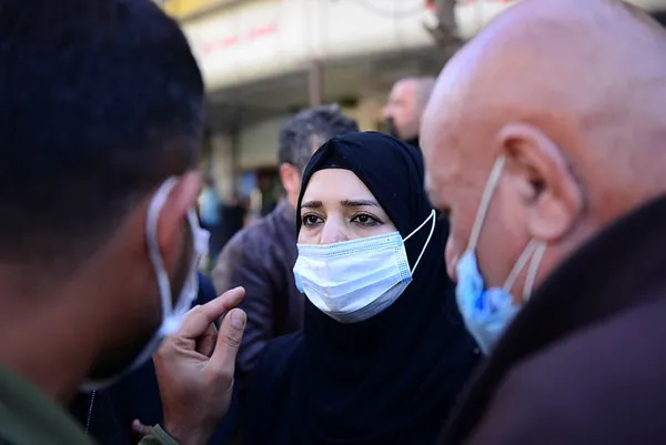 irakin-suleymaniye-kentinde-maaslarin-odenmemesi-protesto-edildi-olaylarda-ikbyyi-protesto-eden-bir-kurt-cocugu-kursunlandi-1607354992611.jpg Irak'ın Süleymaniye kentinde maaşların ödenmemesi protesto edildi! Olaylarda Kürt yönetimini protesto eden bir çocuk kurşunlandı-8