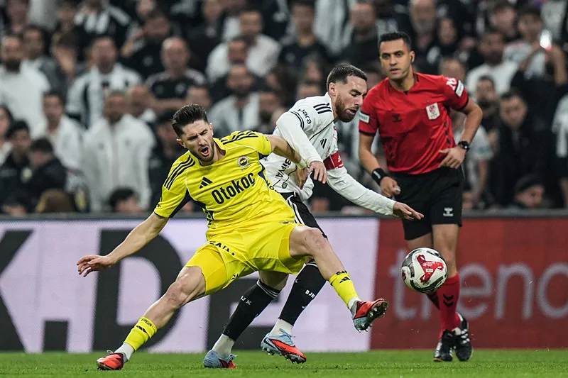 Fenerbahçe'ye buldozer gibi forvet! Transferde dev bomba - 6