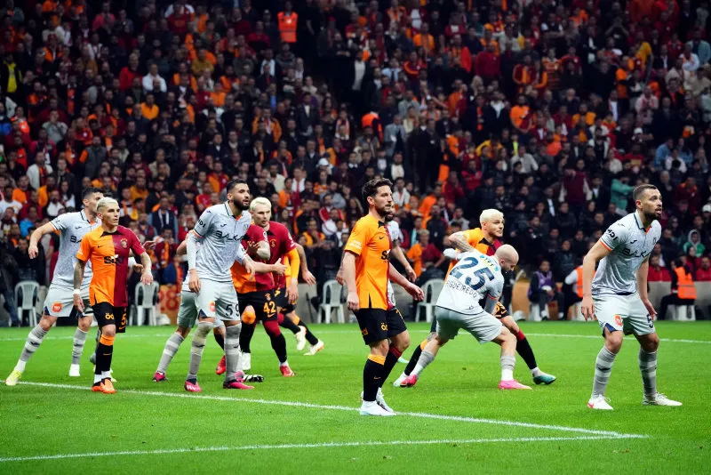 Galatasaray transfer haberleri | İtalya'dan Okan Buruk'a kötü haber! - 5