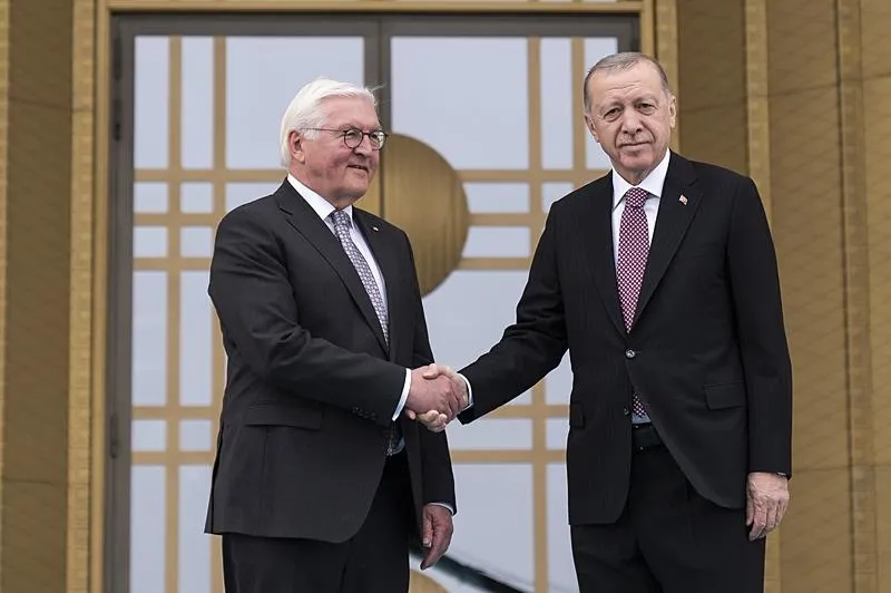 Almanya Meclis Başkan Yardımcısı Aydan Özoğuz, Steinmeier'in Ankara ziyaretini değerlendirdi: "Türkiye'nin konumunu daha iyi anladılar"-4