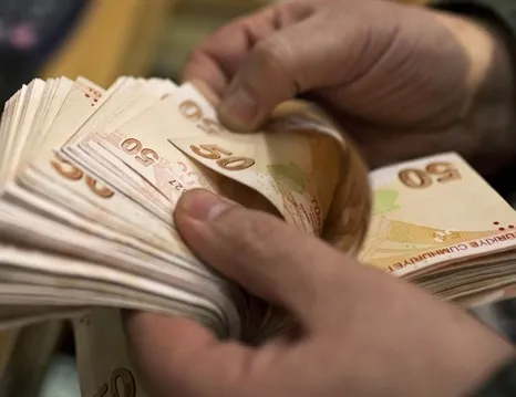 Zam kararını beğenmeyen işçi kıdemden de oldu