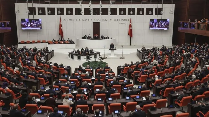 kayit-disilik-onlenecek-vergi-duzenlemesi-tbmm-genel-kurulunda-teklifin-ilk-7-maddesi-kabul-edildi-1721893255658.jpeg Kayıt dışılık önlenecek | Vergi düzenlemesi TBMM Genel Kurulunda: Teklifin ilk 7 maddesi kabul edildi-3