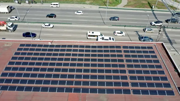 bursada-metro-duraklari-enerji-istasyonuna-donuyor-1614690551754.jpg Bursa'da metro durakları enerji istasyonuna dönüyor-5