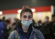 İngilteredeki Türk vatandaşlarını taşıyan uçak İstanbula geldi: Türkiye kadar ciddiye alan yok