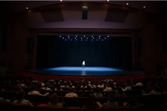 Dünya Tiyatrolar Günü kutlama mesajları! 2019 Dünya Tiyatrolar Günü ile ilgili şiirler-1