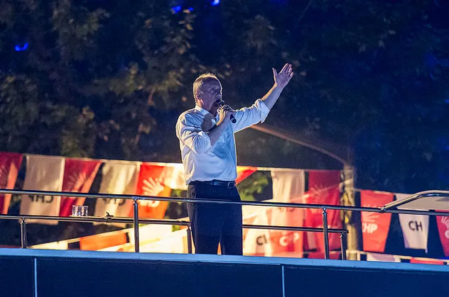 Muharrem İnce'den korsan miting