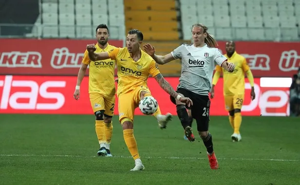 besiktas-2-2-ankaragucu-mac-sonucu-1618596537834.jpeg
