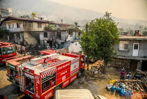 Yeni evli itfaiye eri Ahmet Davşan yangın haberini alınca balayını iptal edip Antalya Manavgat'a geldi - 2