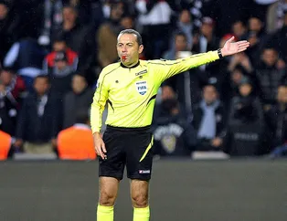 UEFA’dan Cüneyt Çakır’a tam not