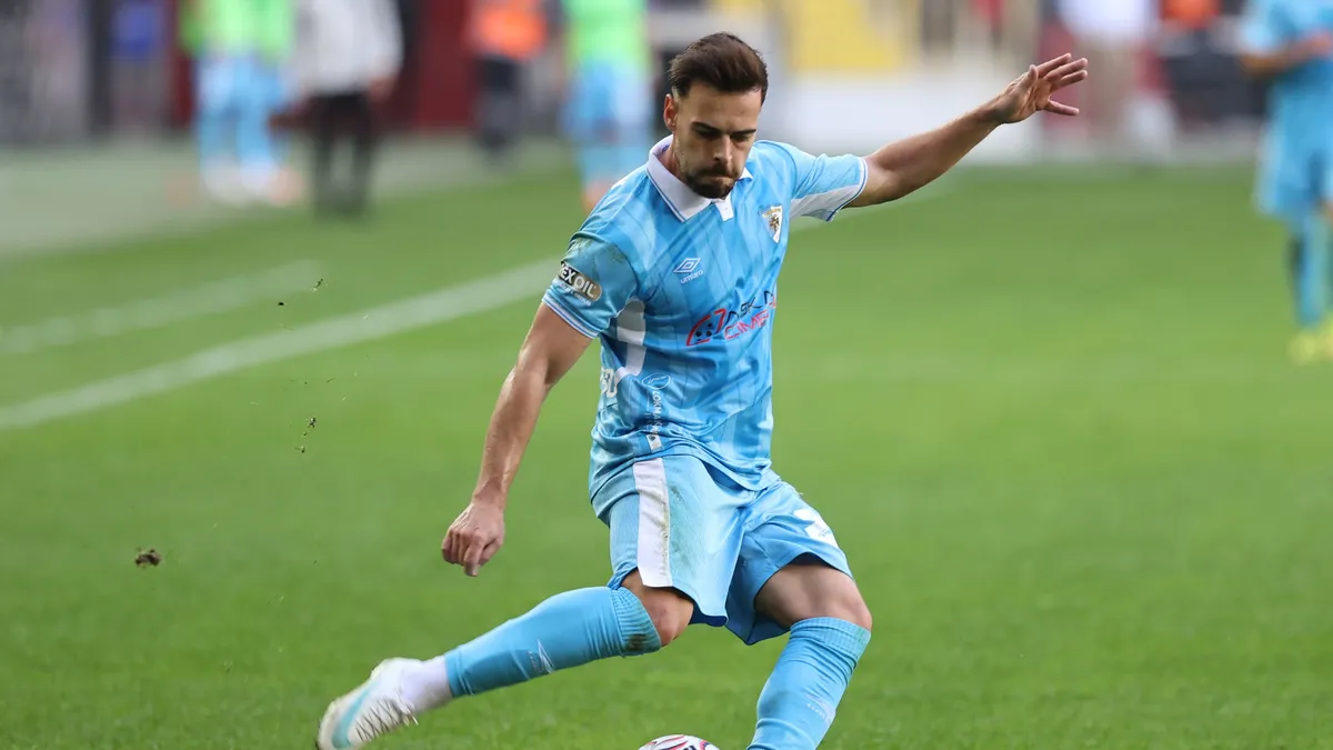 3 golle deplasmanda 3 puan! Erzurumspor FK Gaziantep FK'yı 3-1 yendi