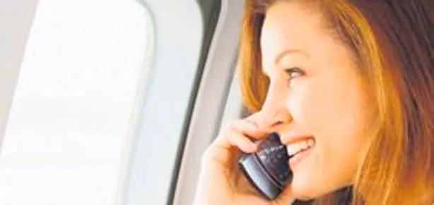 Uçaklarda cep yasağı kalkıyor
