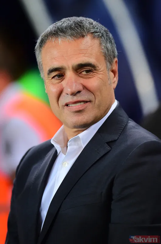 Malatya 11'İni Defansif Buldu Yeni Malatya Deplasmanında Pazar Gecesi Oynanan Maçta Sahaya Sürülen Kadroya Da Başkan Ali Koç'un Tepki Gösterdiği Ve Bu 11'İ...