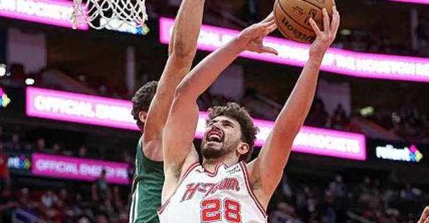 Alperen'i kimse durduramıyor: Houston Rockets ve Milwaukee Bucks karşılaşmasında 21 sayı, 11 ribaundla double double yaptı