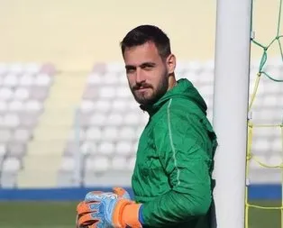 Özel Haber I Fenerbahçe’ye 1.92’lik kaleci önerisi