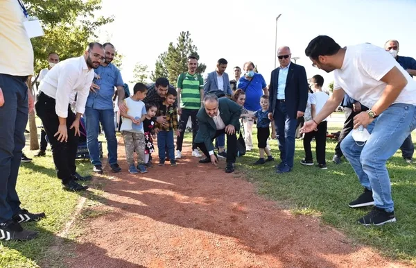 sokakta-oyun-bir-baska-guzel-bursa-buyuksehir-belediyesi-14-kez-duzenledi-1632725180489.jpg Sokakta oyun bir başka güzel! Bursa Büyükşehir Belediyesi 14. kez düzenledi-3