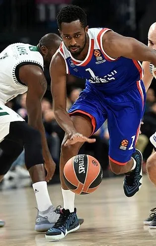 Anadolu Efes Panathinaikos'u 78-62 mağlup etti