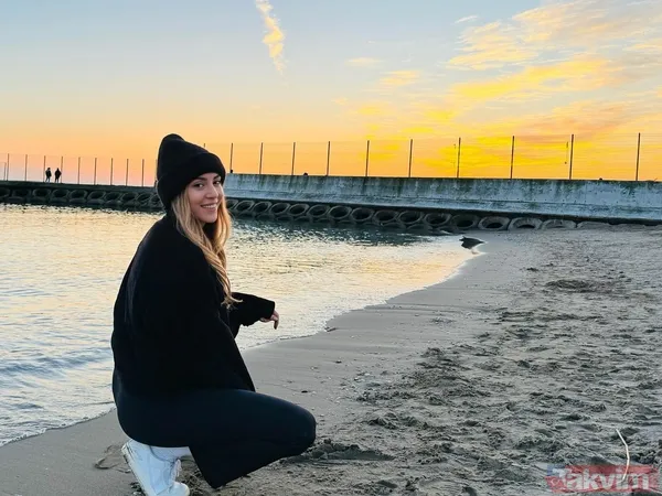 2 çocuk annesi Sinem Kobal’dan spor salonunda şov! Formda vücuduyla dikkat çekti! Kenan İmirzalıoğlu’nun biricik eşi... - 4