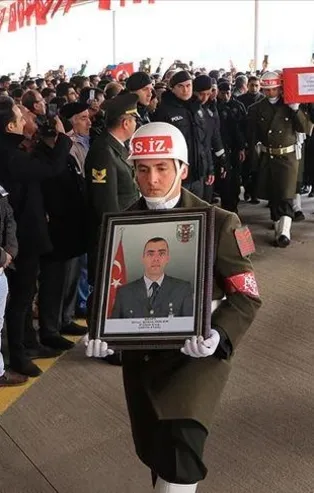 Son dakika: İdlib şehidi Piyade Uzman Çavuş Özler'e veda