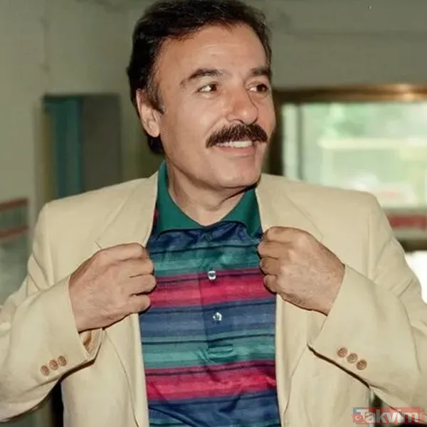 Oruç, "Ben O Kitabı İskoçya'daki John Smith&Son Adlı Yayınevi Sahibi Değerli Dostum Stuart Johnson Sayesinde, Abd'den Getirerek Kendisine Teslim Ettim Çok Mutlu...