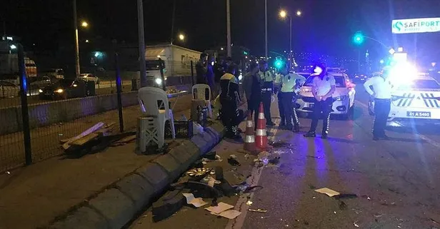 Kocaeli'de alkollü sürücü polis kontrol noktasına daldı! Yaralılar var...