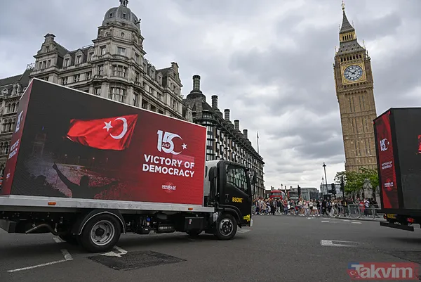 15 Temmuz Destanı, Londra sokaklarında anlatıldı: 'Victory Of Democracy' - 6