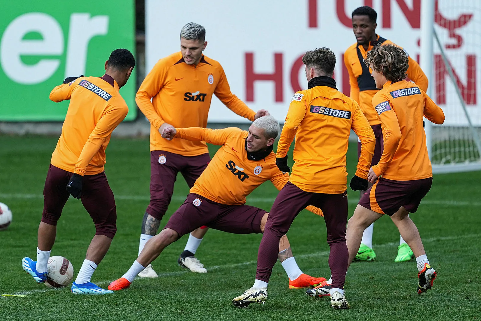 Zaha'dan Icardi sorusuna flaş yanıt! "Herkesi takip edemem" - 3