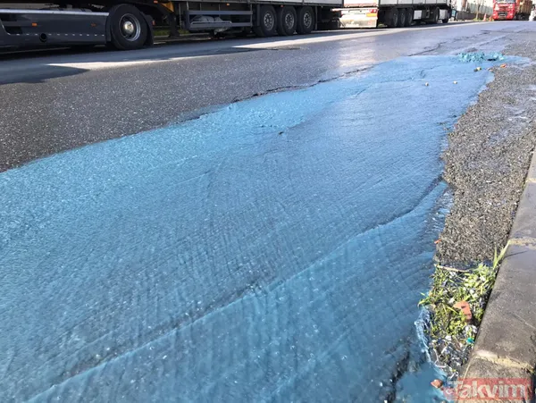 İstanbul'da korkutan görüntü! Mavi su rögardan fışkırdı - 7