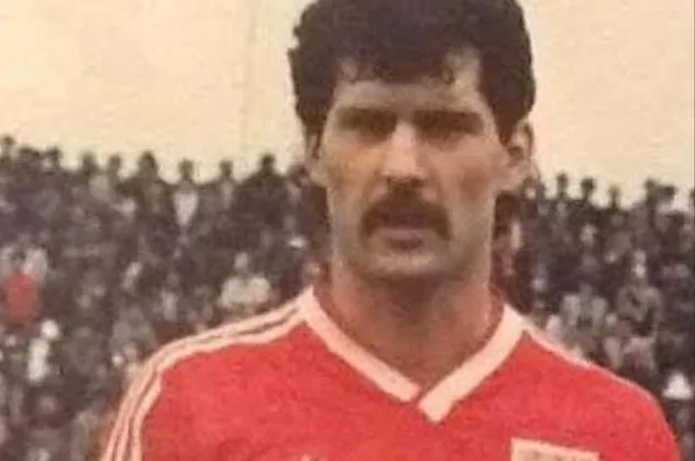 Hayatını kaybeden Samsunsporlu milli futbolcu Muzaffer Badalıoğlu'nun annesine komşu şoku! Evi üzerine aldı
