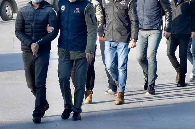 İstanbul'da DEAŞ operasyonu! 15 gözaltı var