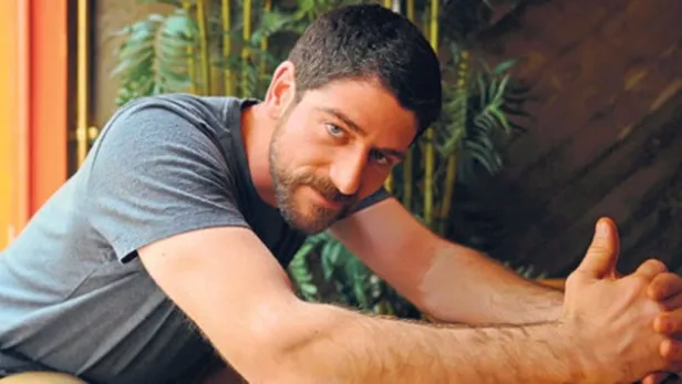 Cemal Hünal kimdir? 2021 Survivor kadrosuna katılan Cemal Hünal kaç yaşında?-3
