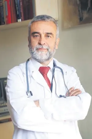 Prof. Dr. Osman Erk coronavirüsü alt eden sırrı TAKVİM'e açıkladı! C vitaminine dikkat çekti-1