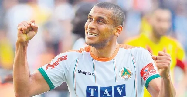 Sergen Yalçın, Alanyasporlu Welinton'un transfer edilmesini istedi