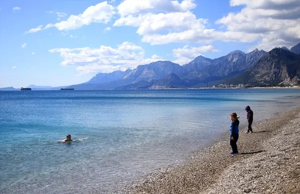 Meteoroloji Genel Müdürlüğü'nden beklenen açıklama geldi! Pazartesi günü hava nasıl olacak? | 12 Ekim HAVA DURUMU-9