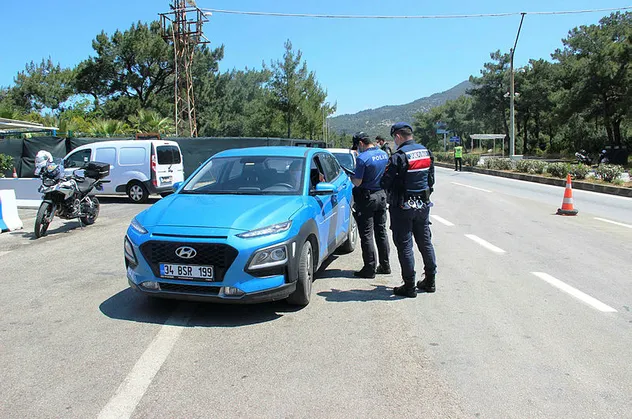 Seyahat kısıtlaması sona erdi! Akın akın gelmeye başladılar...