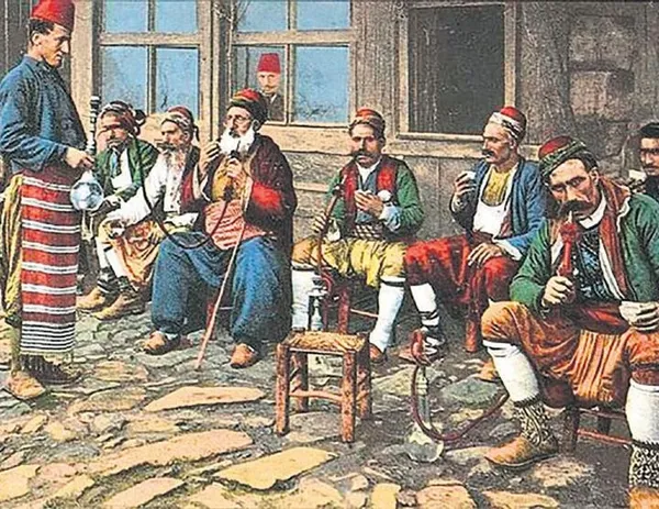 Osmanlı'da Sultan II. Abdülhamid döneminde çay tüketimi arttı-1