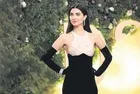 Tuba Büyüküstün, Joy Awards'da İngilizce ve Arapça konuşarak herkesi büyüledi!
