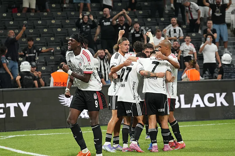 Sergen Yalçın ile siftah zamanı! Beşiktaş'ın Alanyaspor maçı 11'i netleşti - 1