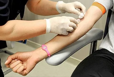 Diyanet’e göre oruçluyken kan vermek ya da vücuda kan almak orucu etkiler mi? Kan aldırınca oruç bozulur mu?