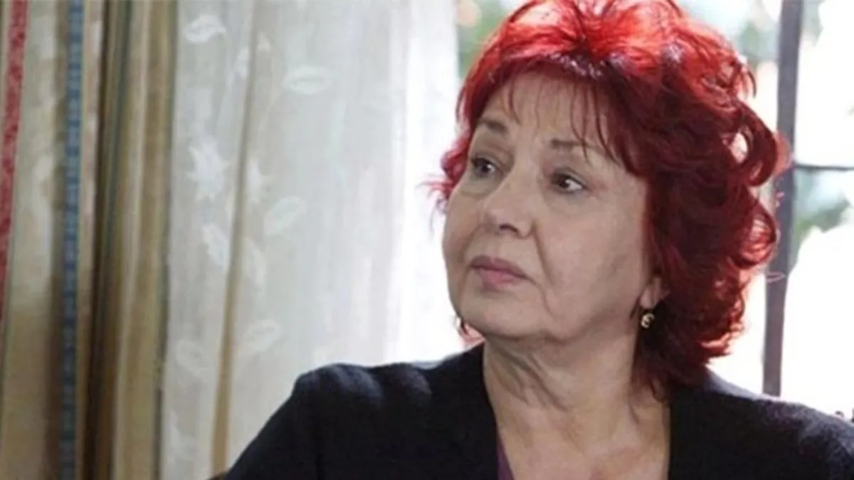 Yaprak Dökümü’nün Hayriye’si incecik kaldı! 78 yaşındaki Güven Hokna’nın zayıf hali parmak ısırttı