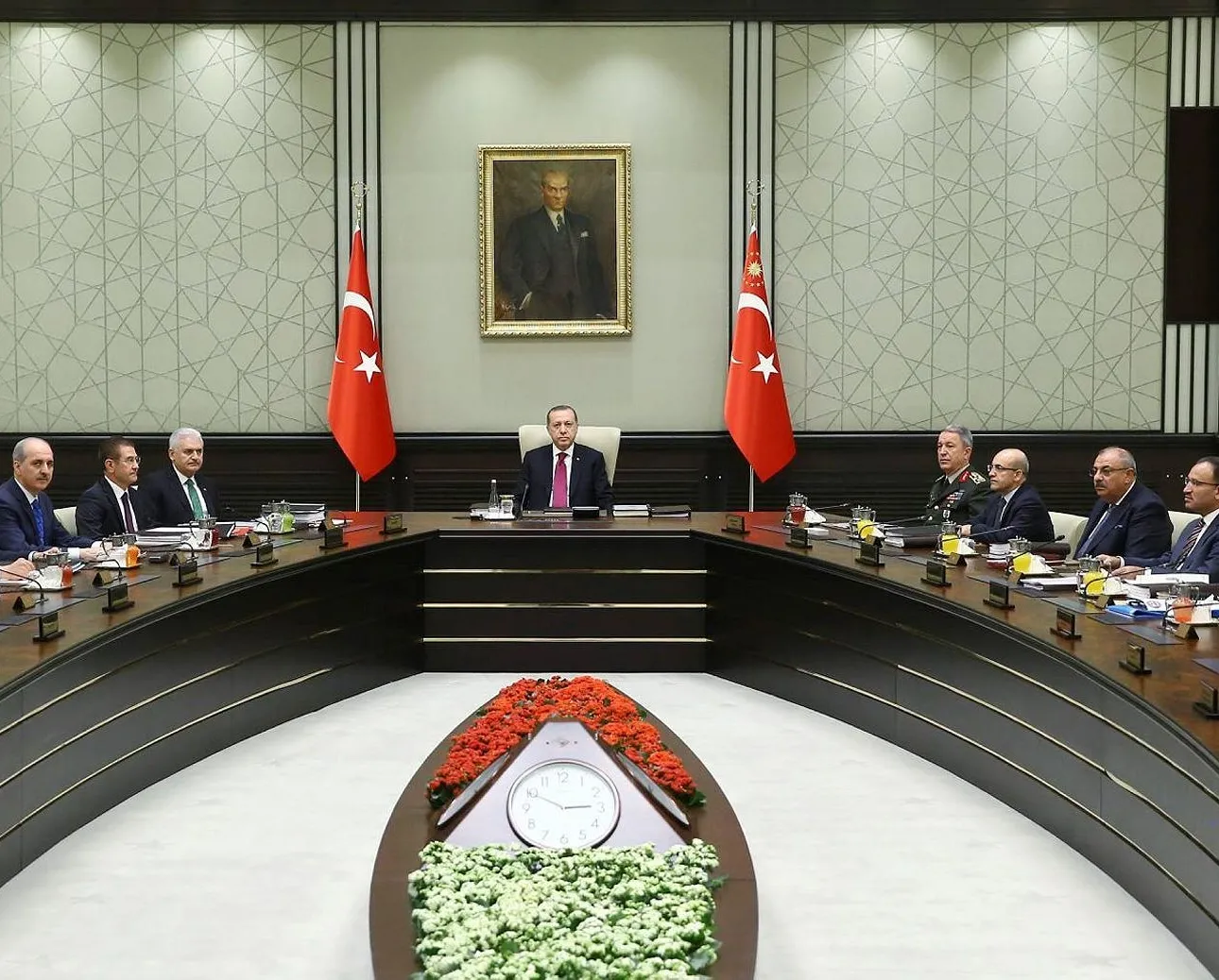 MGK’dan dünyaya net mesaj