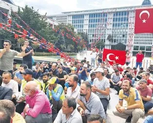 CHP’li İstanbul Büyükşehir Belediyesi önünde isyan nöbeti