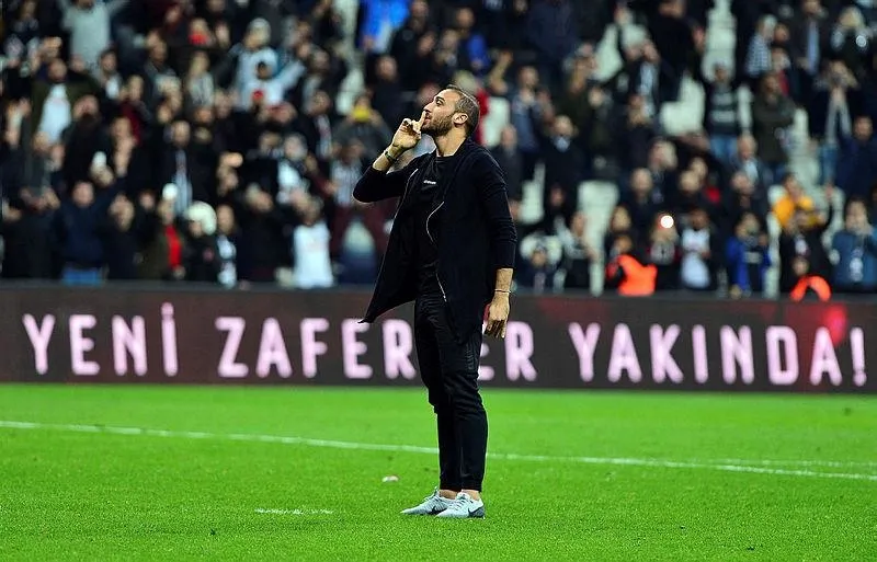 Cenk Tosun, Londra'ya gitti