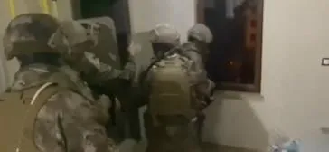 icisleri-bakani-ali-yerlikaya-duyurdu-29-ilde-sibegoz-49-operasyonlari-cok-sayida-supheli-yakalandi-1720071432204.jpeg İçişleri Bakanı Ali Yerlikaya duyurdu! 29 ilde Sibegöz-49 operasyonları! Çok sayıda şüpheli yakalandı-2