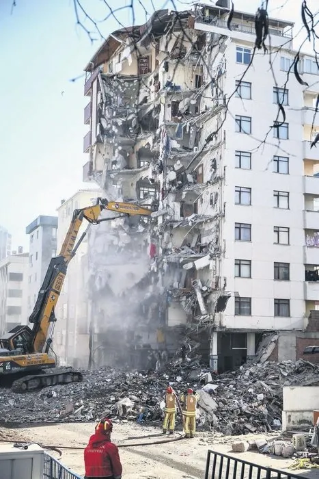 son-dakika-turkiyedeki-67-ilde-depreme-karsi-kamu-kurumlarinin-risk-envanteri-cikariliyor-1605333480538.jpg Son dakika: Türkiye'deki 67 ilde depreme karşı kamu kurumlarının risk envanteri çıkarılıyor-6