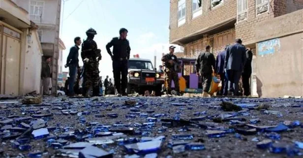 Afganistan’da bombalı saldırı! Onlarca polis ve asker öldü