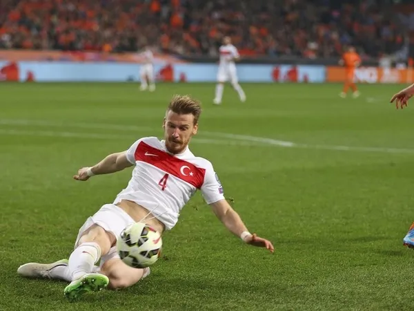Galatasaray'ın yıldızına Milan'dan kanca-6